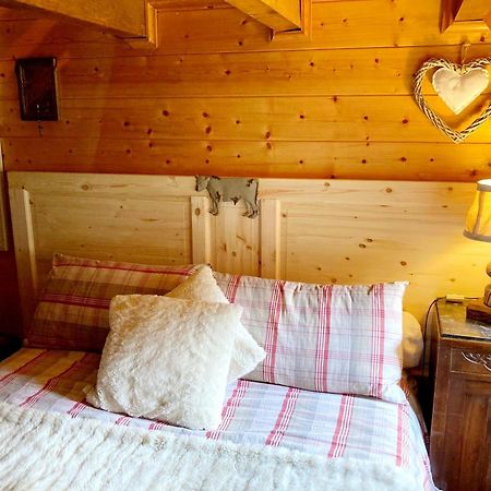 "Chalet Dei Fiori" Room & Apartment 贝德雷托 外观 照片