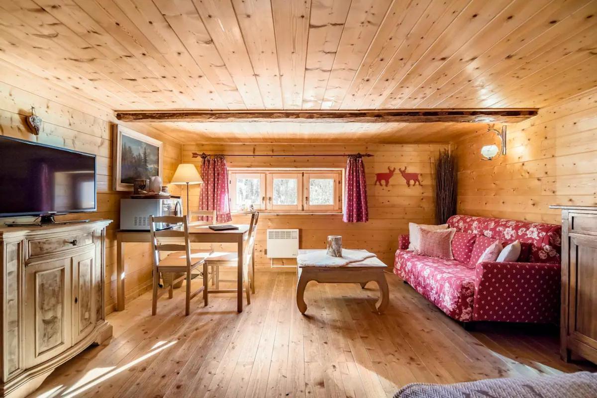 "Chalet Dei Fiori" Room & Apartment 贝德雷托 外观 照片
