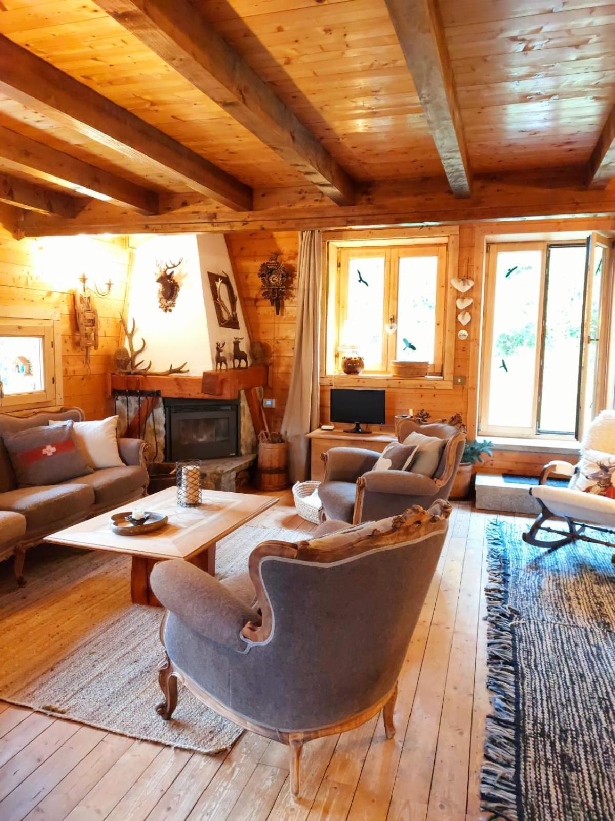 "Chalet Dei Fiori" Room & Apartment 贝德雷托 外观 照片