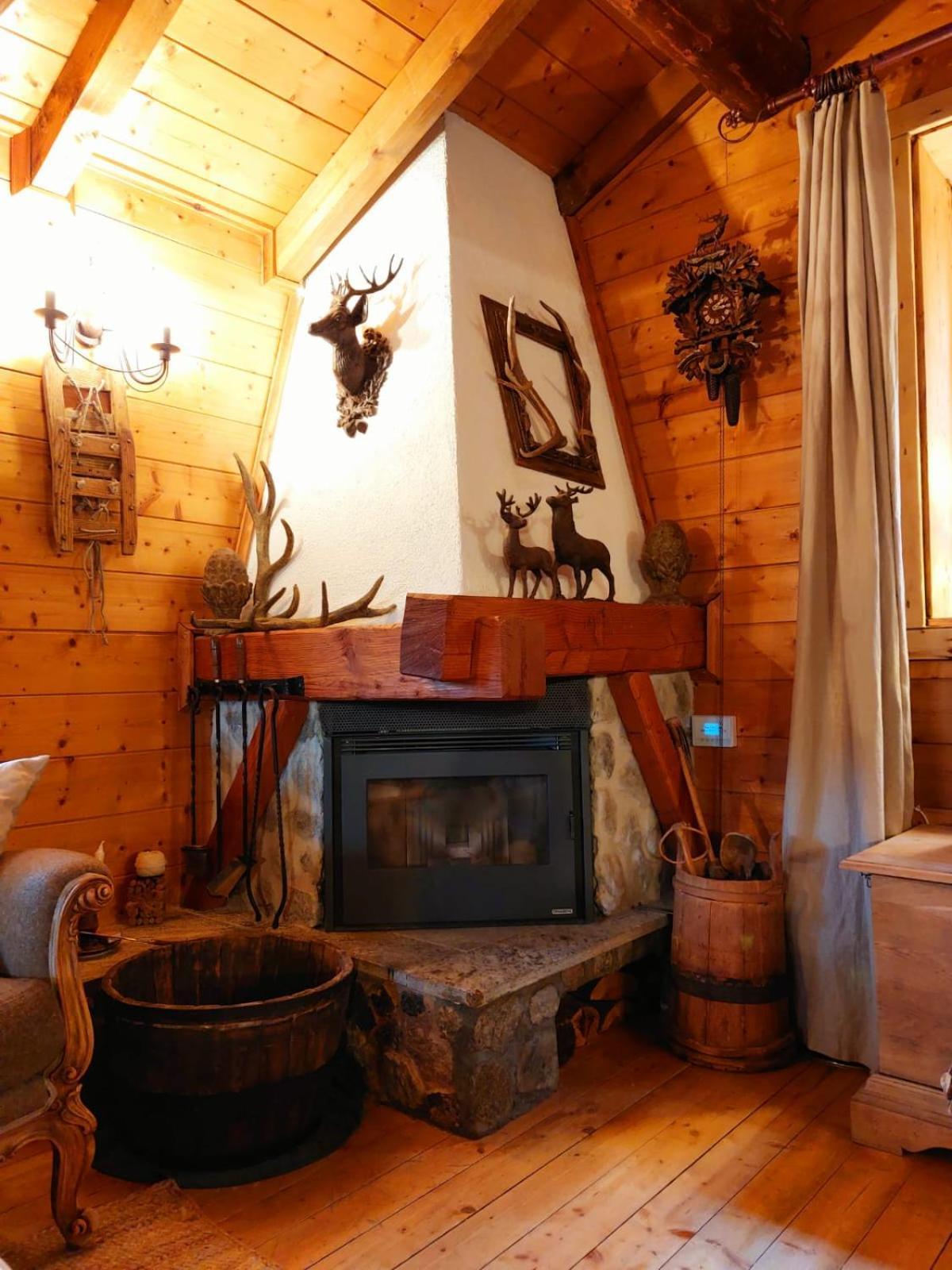 "Chalet Dei Fiori" Room & Apartment 贝德雷托 外观 照片